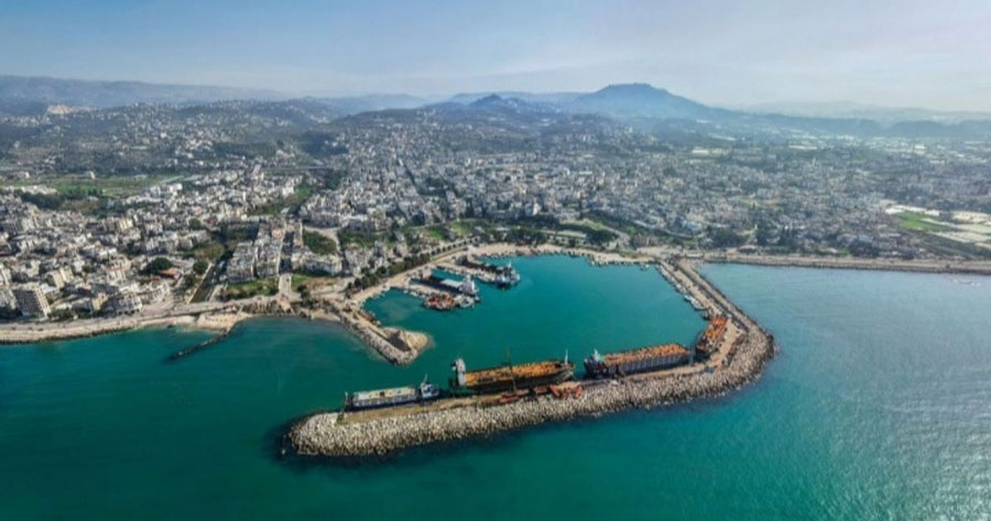 خطوة أولى على طريق تعاون نفطي متجدد.. البنزين العراقي يصل إلى بانياس