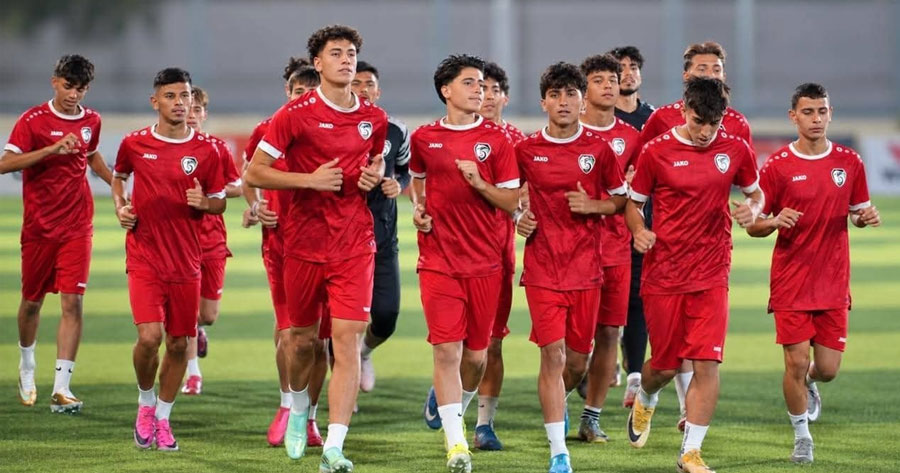 منتخبنا الصغير بكرة القدم يفتتح غرب آسيا بلقاء لبنان