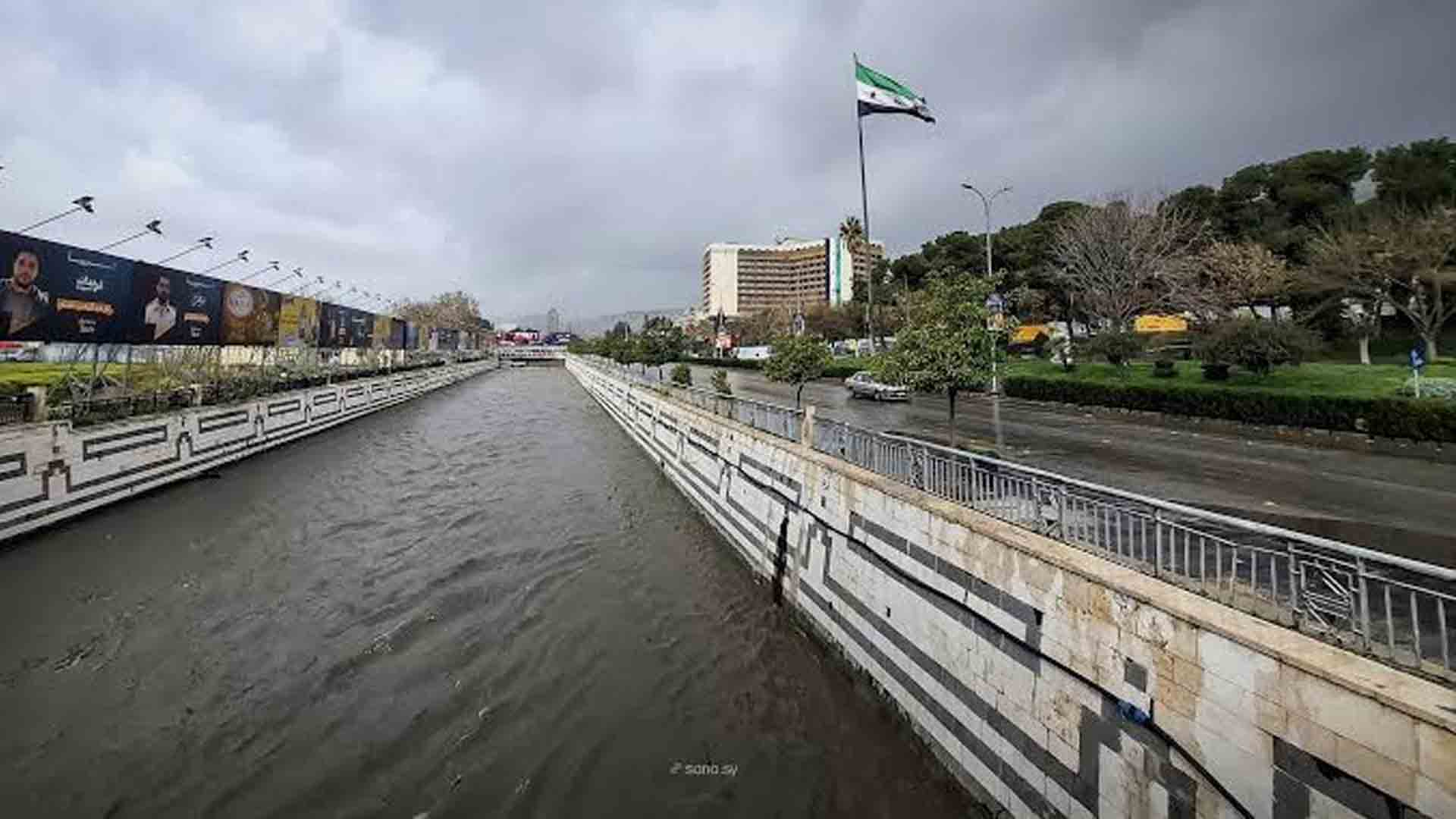توقعات بهطلات مطرية مساء اليوم