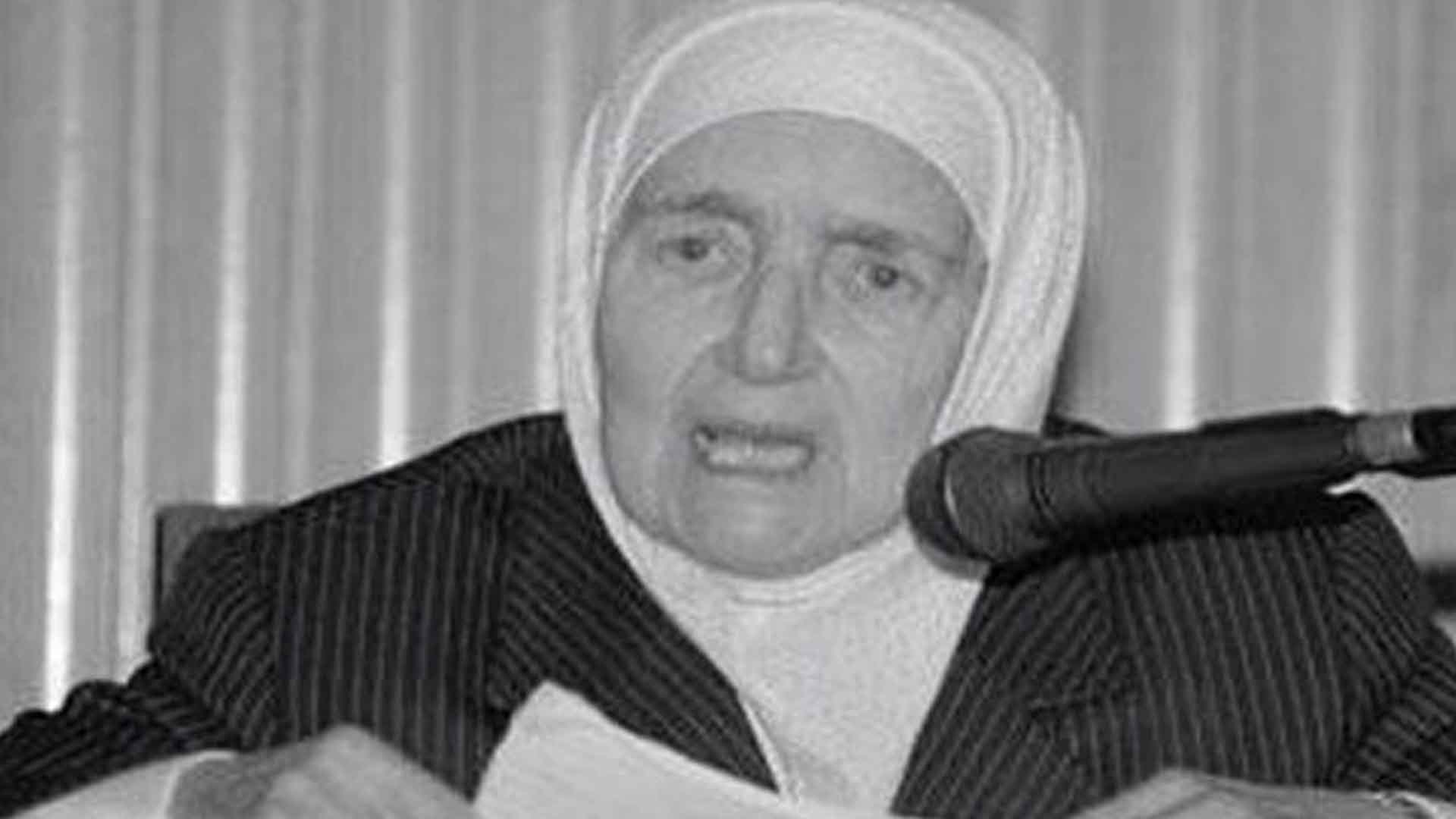 شخصية “الوطن”: د.ليلى الصباغ رائدة المناهج التاريخية.. وأول امرأة في “مجمع اللغة العربية”