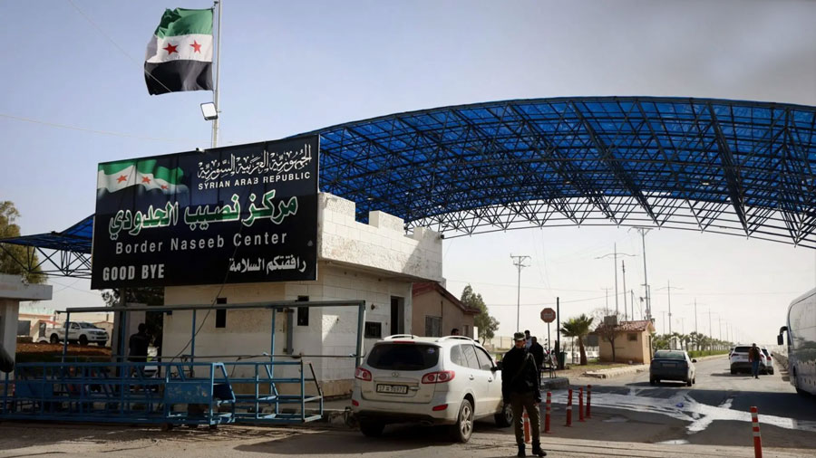إغلاق نصيب يربك سلاسل الإمداد.. الحلاق لـ”الوطن”: غياب موعد إعادة الفتح يضاعف الأعباء